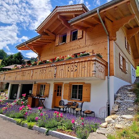 Large Deluxe Studio For 2 - Chalet Lovo Lenk Esterno foto
